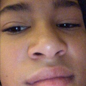 Meet your Posher, Ava